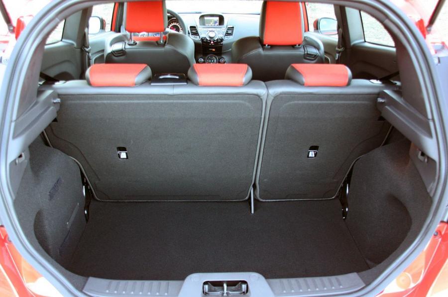  Ford Fiesta ST 2014 года  (фото 20 из 66)